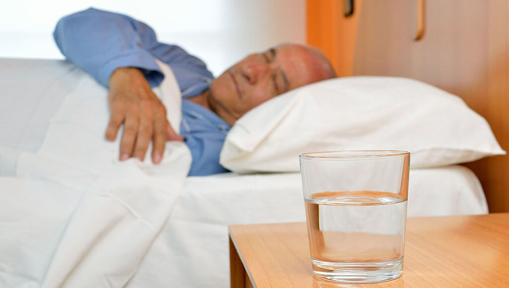 When to stop drinking water for a better sleep